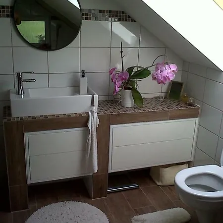 Walnut With Sauna And Pond Penzión pre hostí